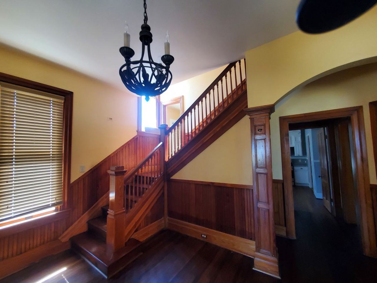 1128 Avenue M 1/2 - Photo 3 of 34