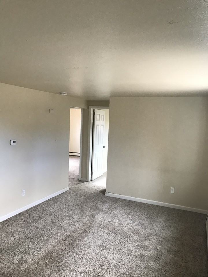 4510 Field St - Photo 3 of 7