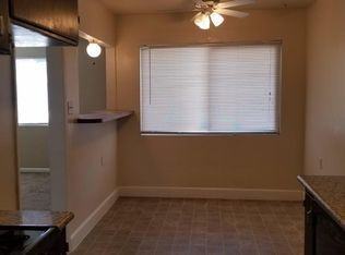 113 S Regal St - Photo 3 of 12