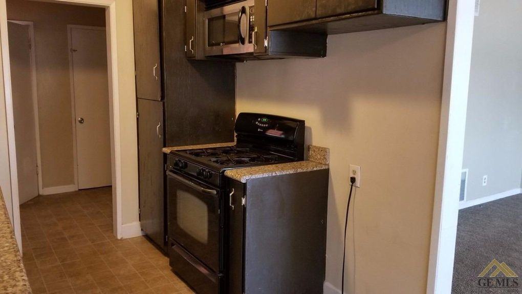 113 S Regal St - Photo 5 of 12