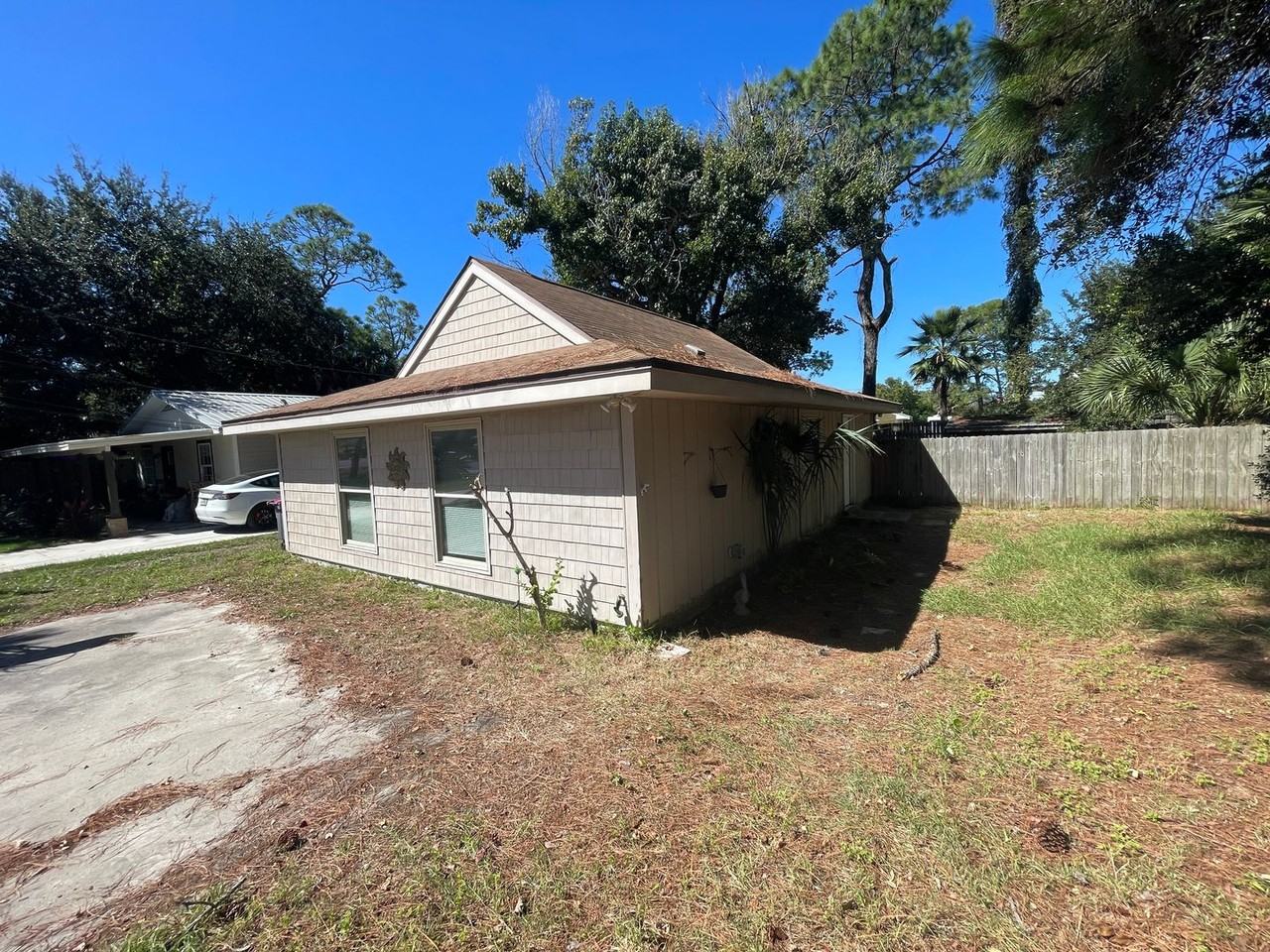 3922 Sabal St - Photo 2 of 20
