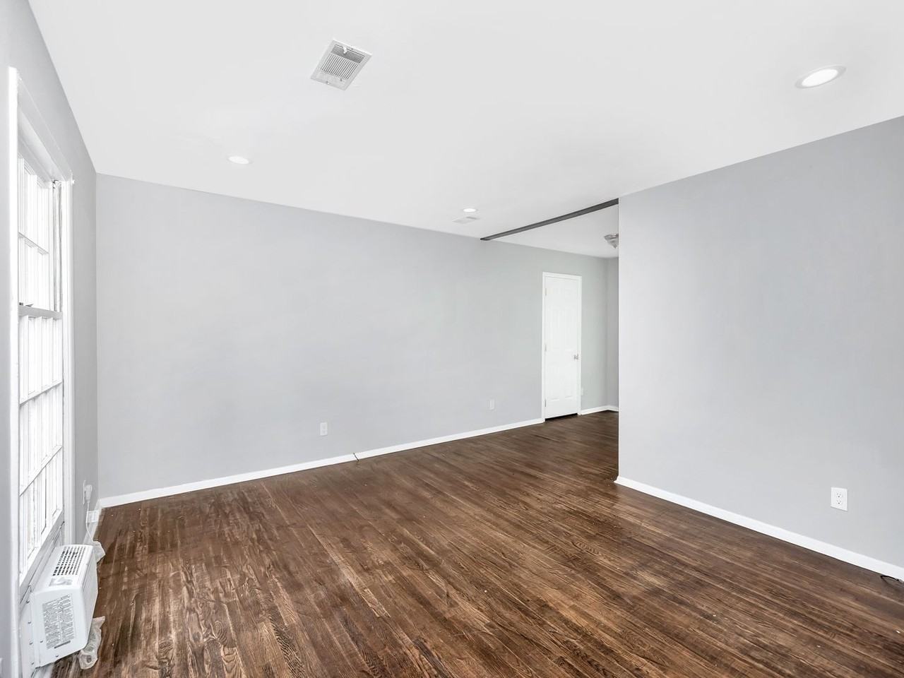 3011 Love Ave Nw - Photo 5 of 18