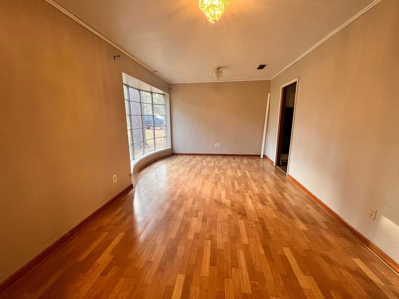 308 Short Leaf Dr - Photo 2 of 13