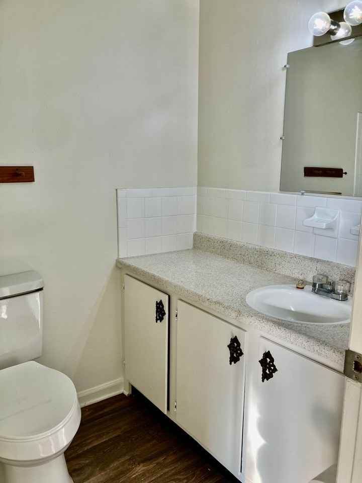 Meadow Pointe Apartments - Photo 5 of 13