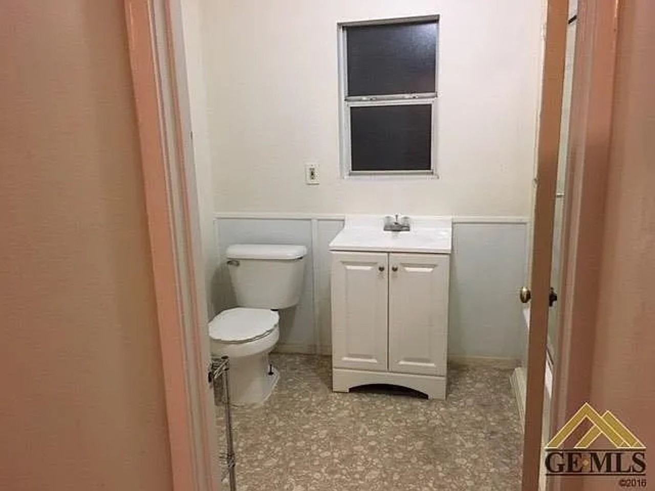 803 3rd St - Photo 6 of 9