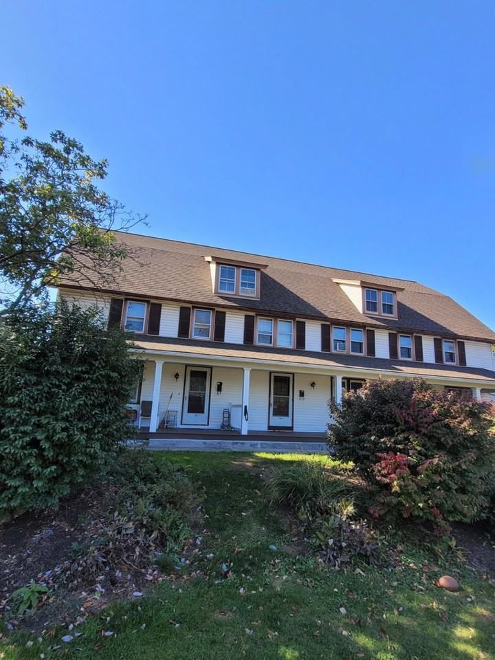 104 North Custer Avenue Apartments 104 N Custer Ave, New Holland, PA