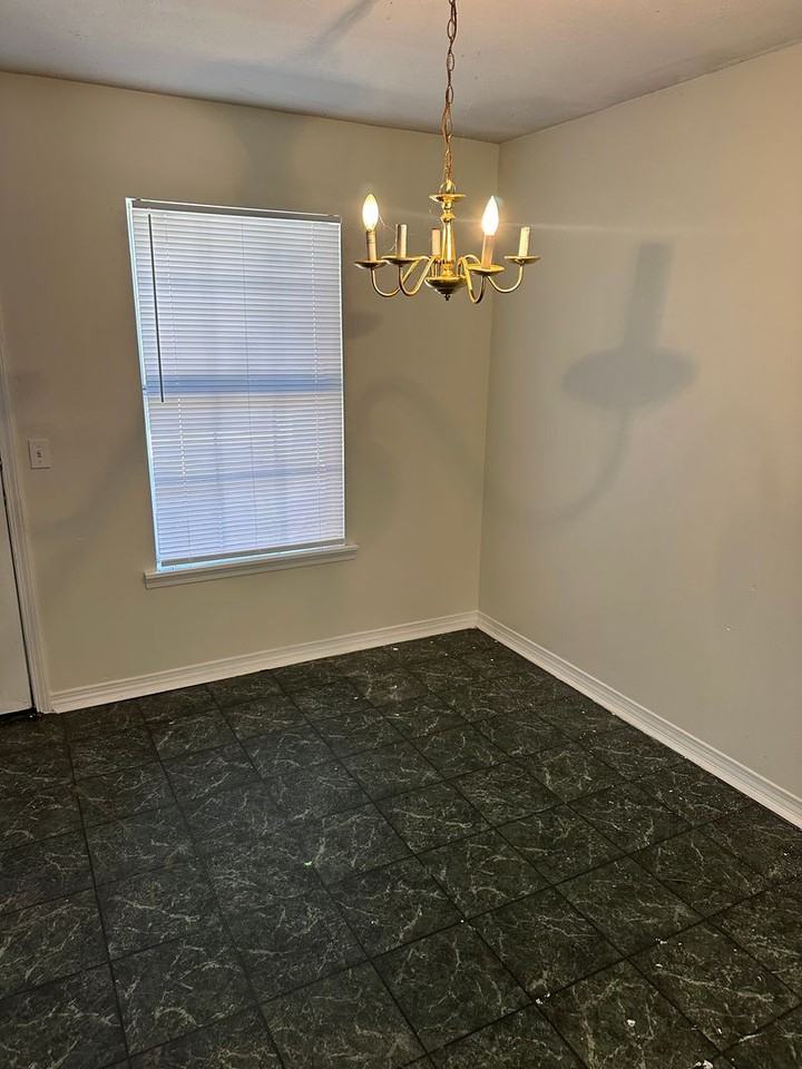 114 Kadens Kove - Photo 3 of 5