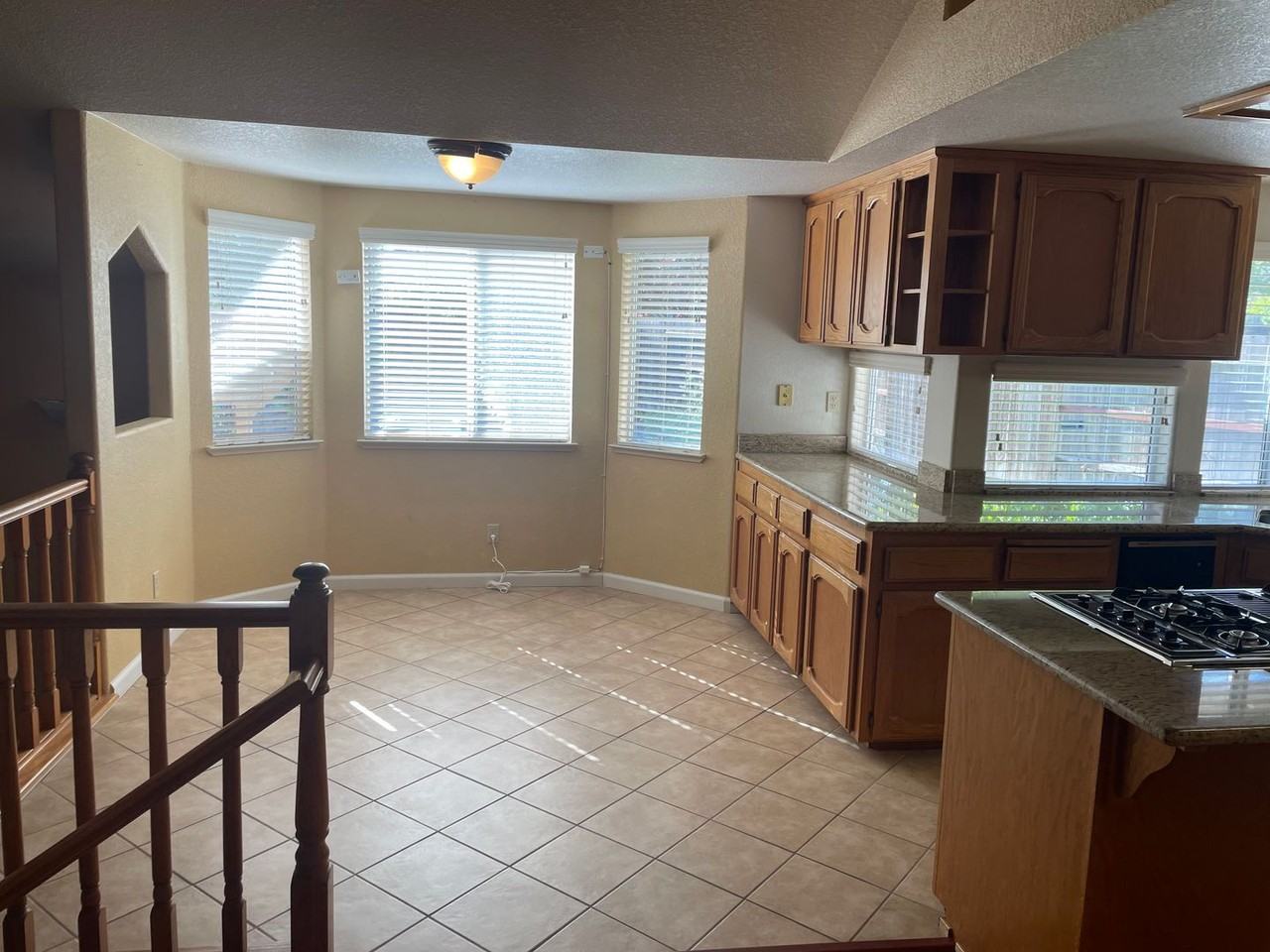 147 Hopper Ln - Photo 7 of 28