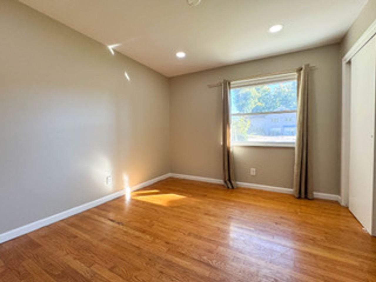 7901 Hayden Dr - Photo 7 of 17