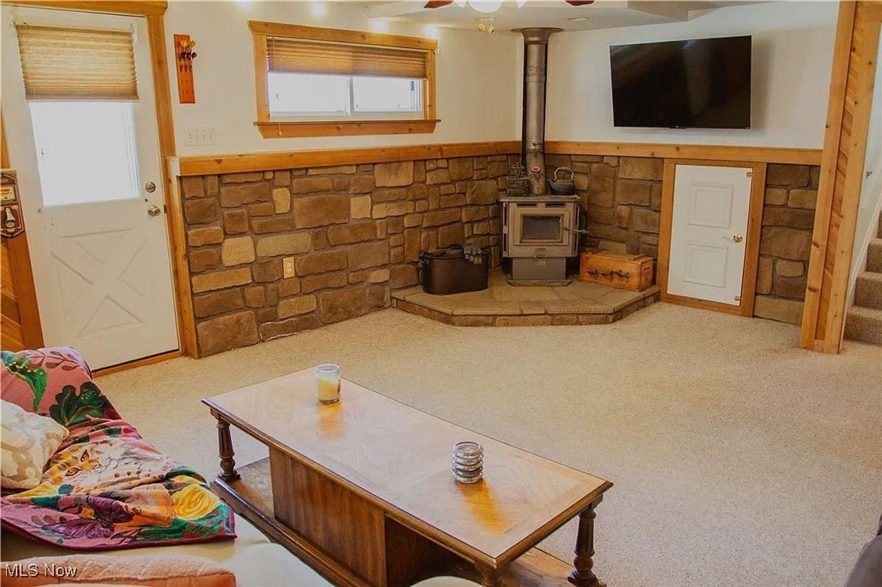 4269 W 180th St - Photo 3 of 9