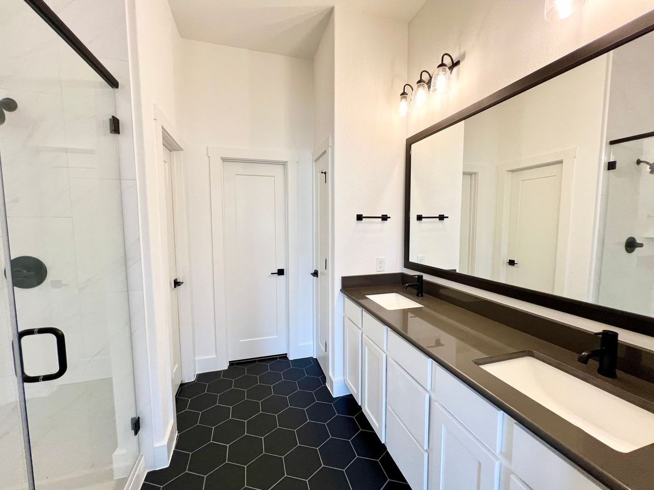 8589 Meridy Loop - Photo 7 of 17