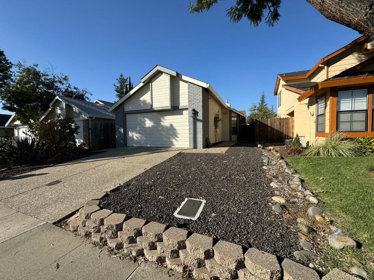 1310 Puebla Way - Photo 2 of 22
