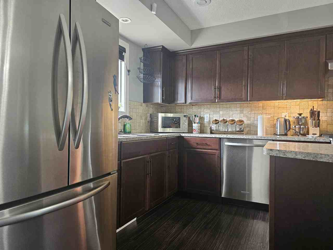 375 Nelson Dr #1 - Photo 3 of 23