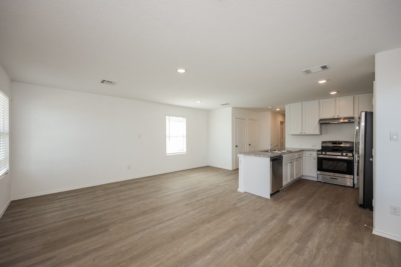 14707 Southton Basin - Photo 7 of 31