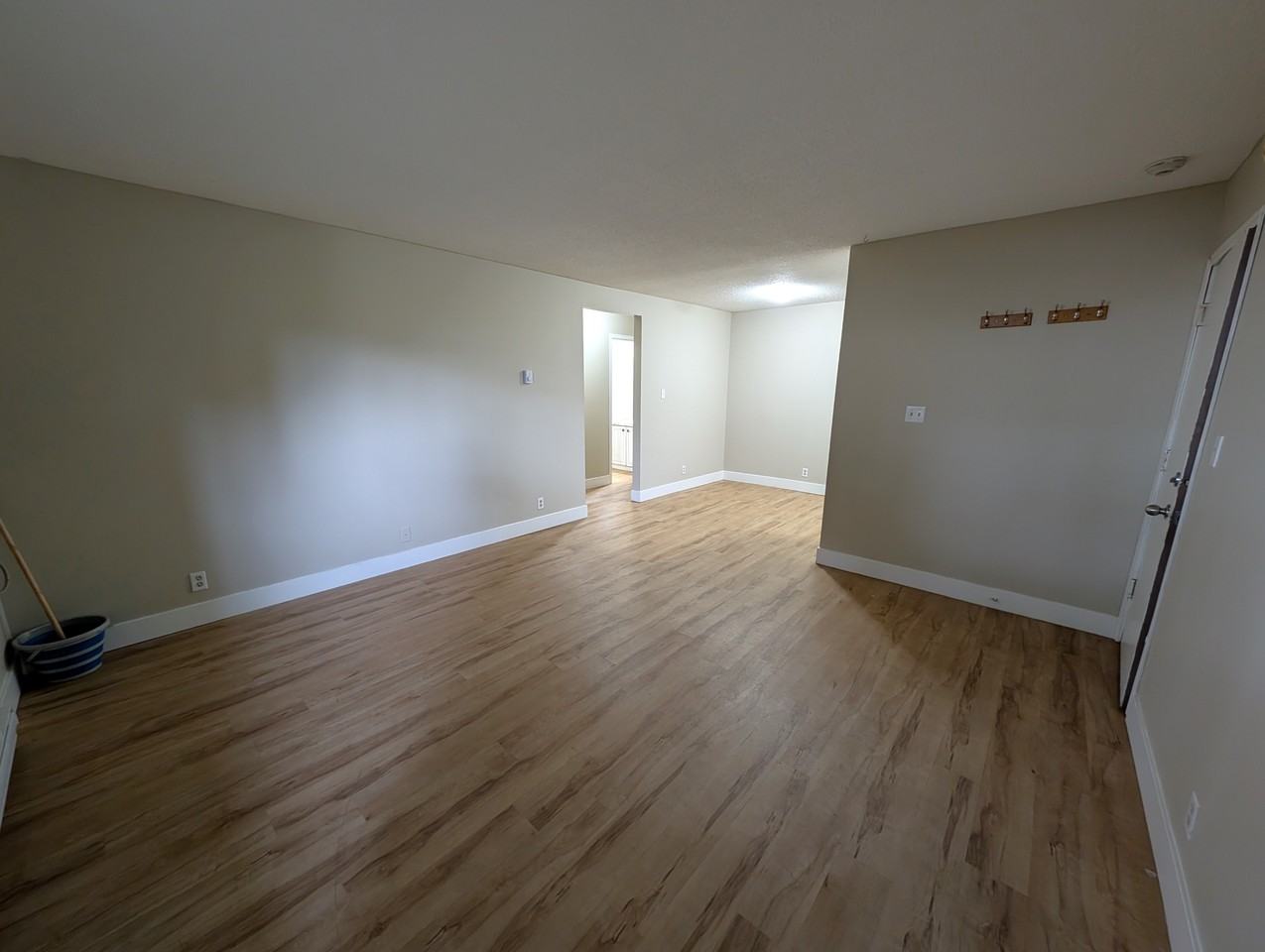 Caribou Place - Photo 2 of 8