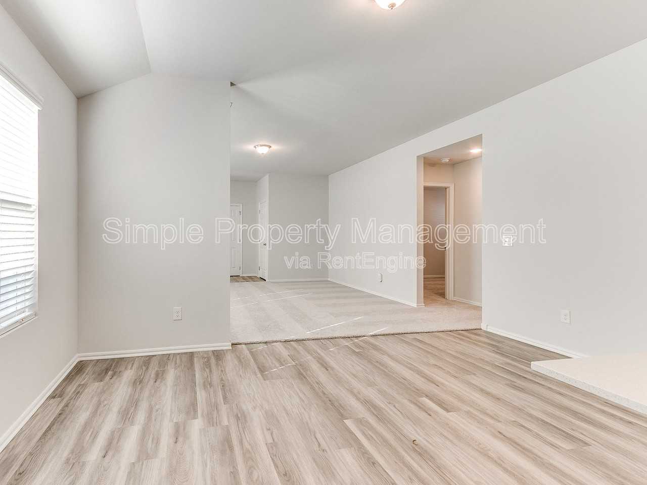 11520 Sw 12th St - Photo 4 of 23