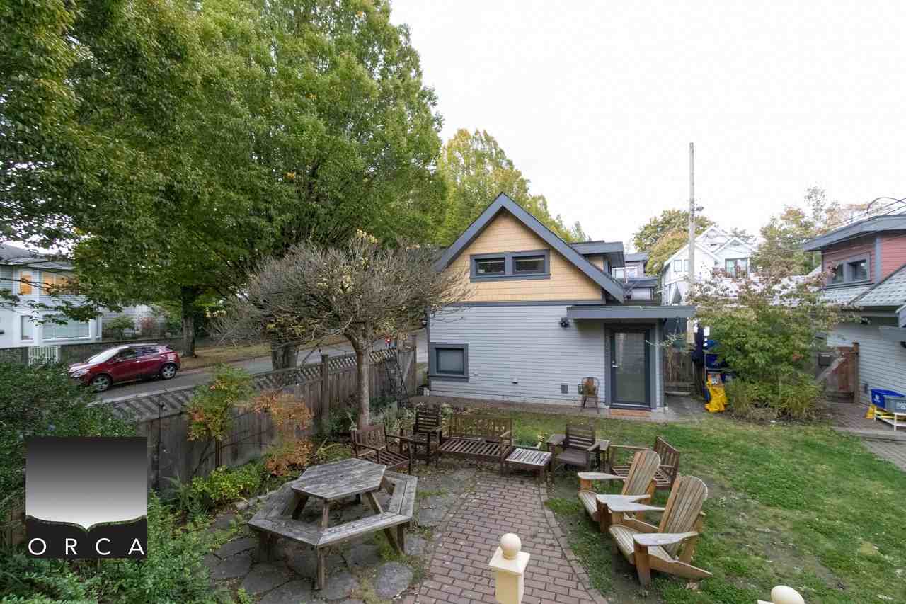 2 19th Ave W - Photo 2 of 36