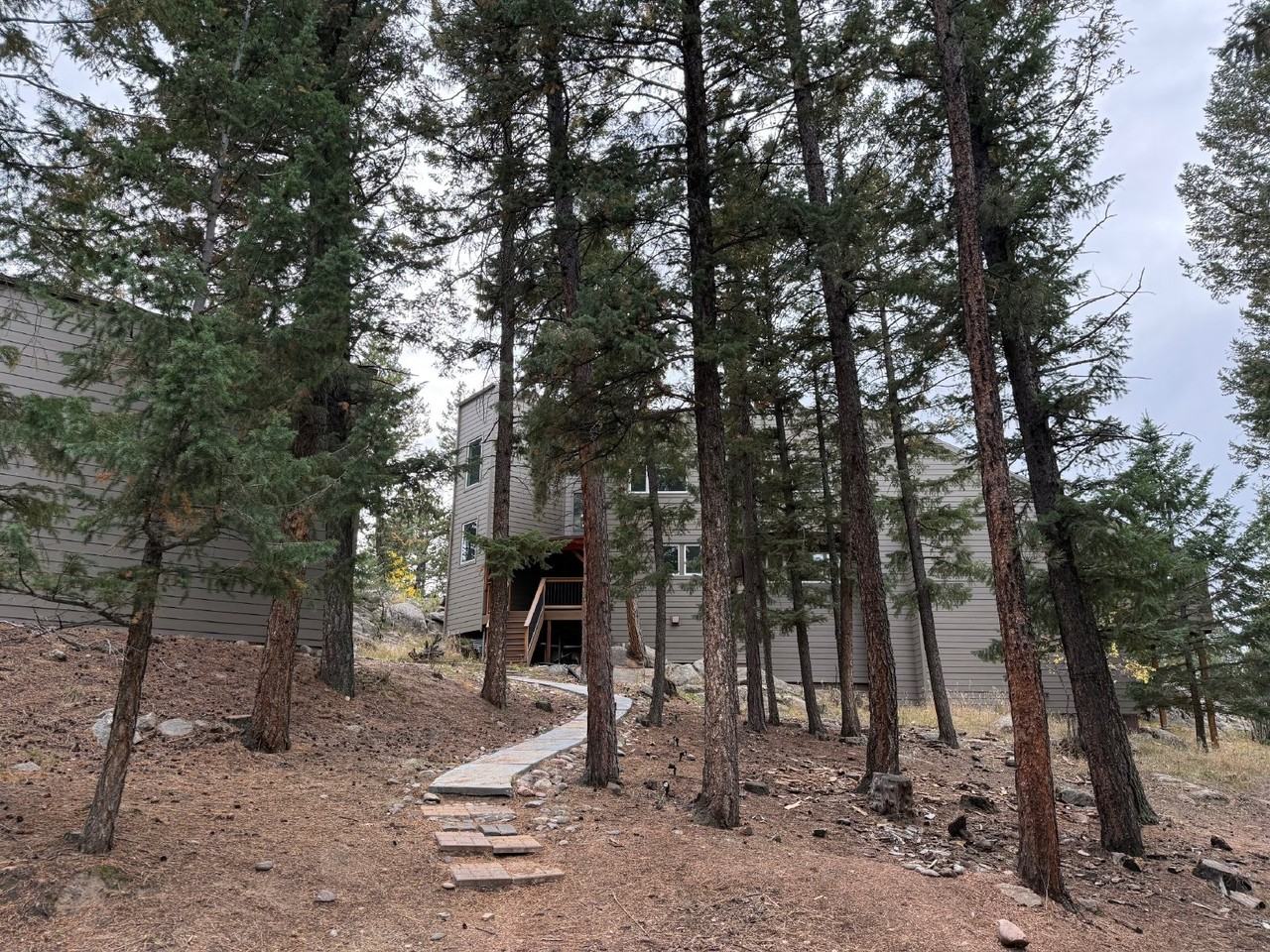 6374 Kenya Dr - Photo 2 of 42