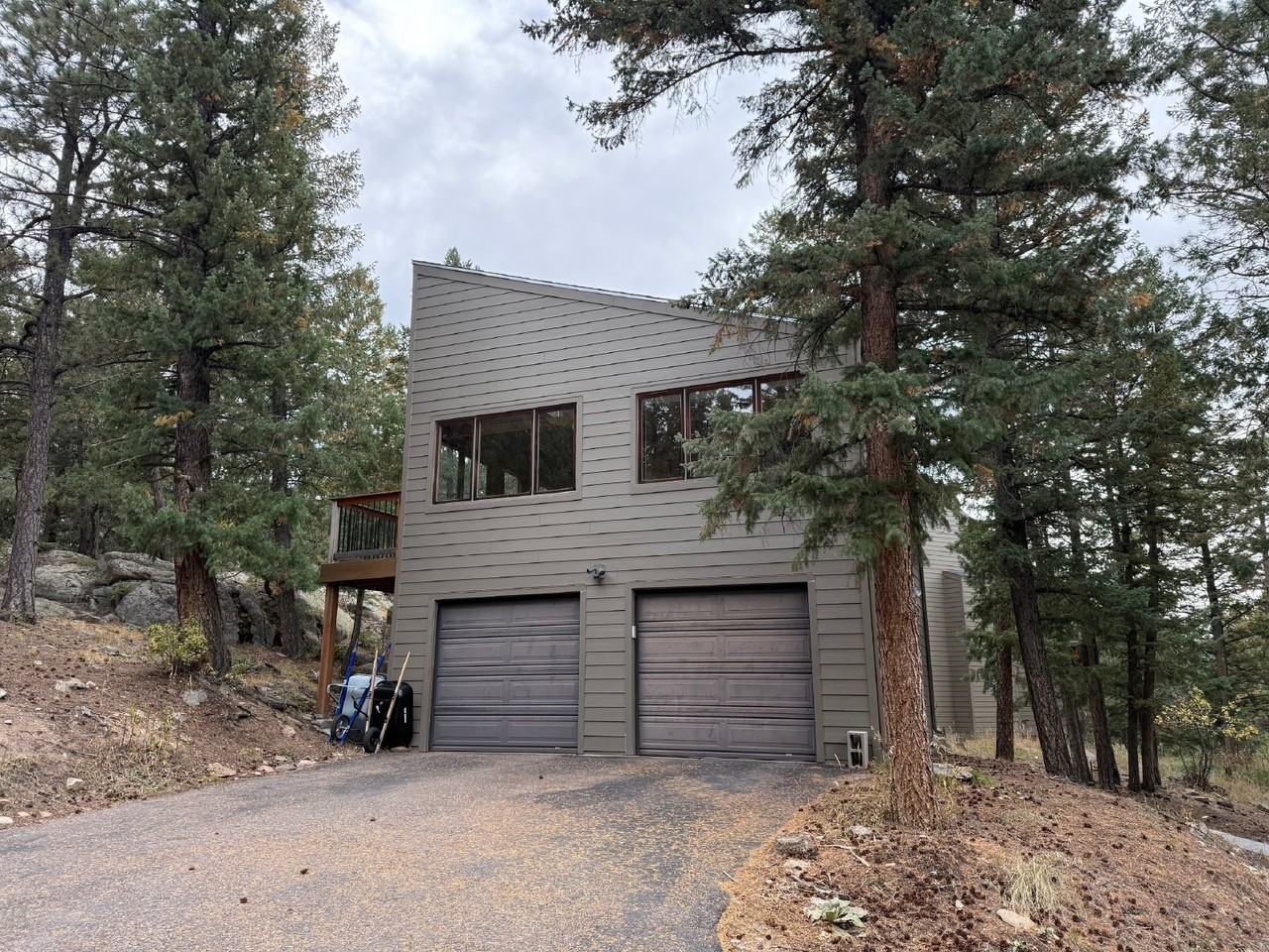 6374 Kenya Dr - Photo 3 of 42