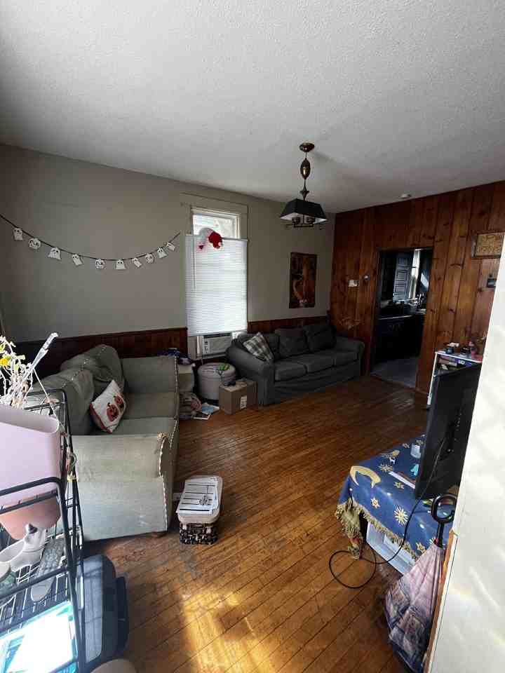 516 Hudson Street - Photo 3 of 25