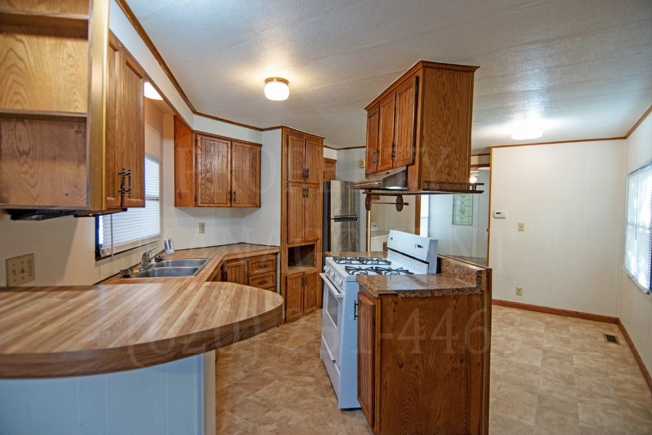 -26 Glendale Estates - 3609 Page Place - Photo 2 of 17