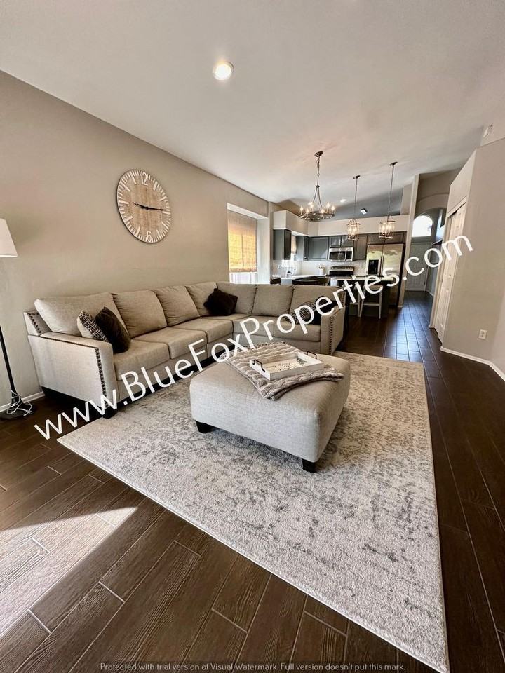 3398 N Sand Creek Ct - Photo 3 of 30