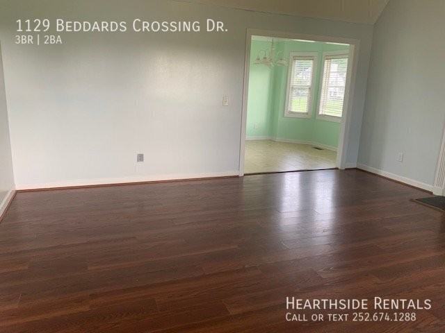 1129 Beddards Crossing Dr - Photo 3 of 15