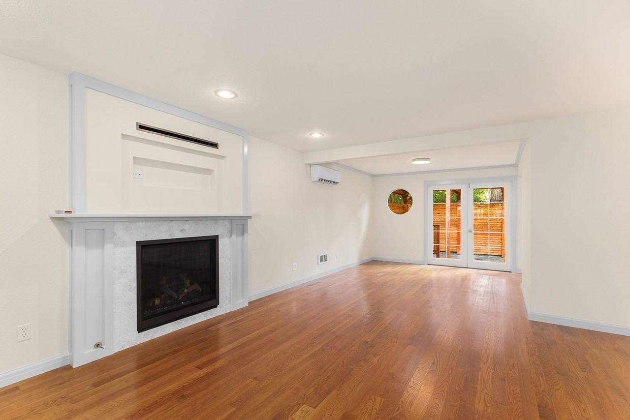 8105 Ne 142nd Pl - Photo 3 of 18