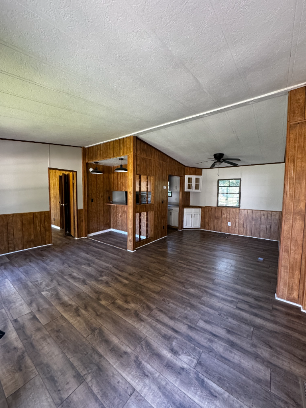 225 Joyce Cv - Photo 2 of 9