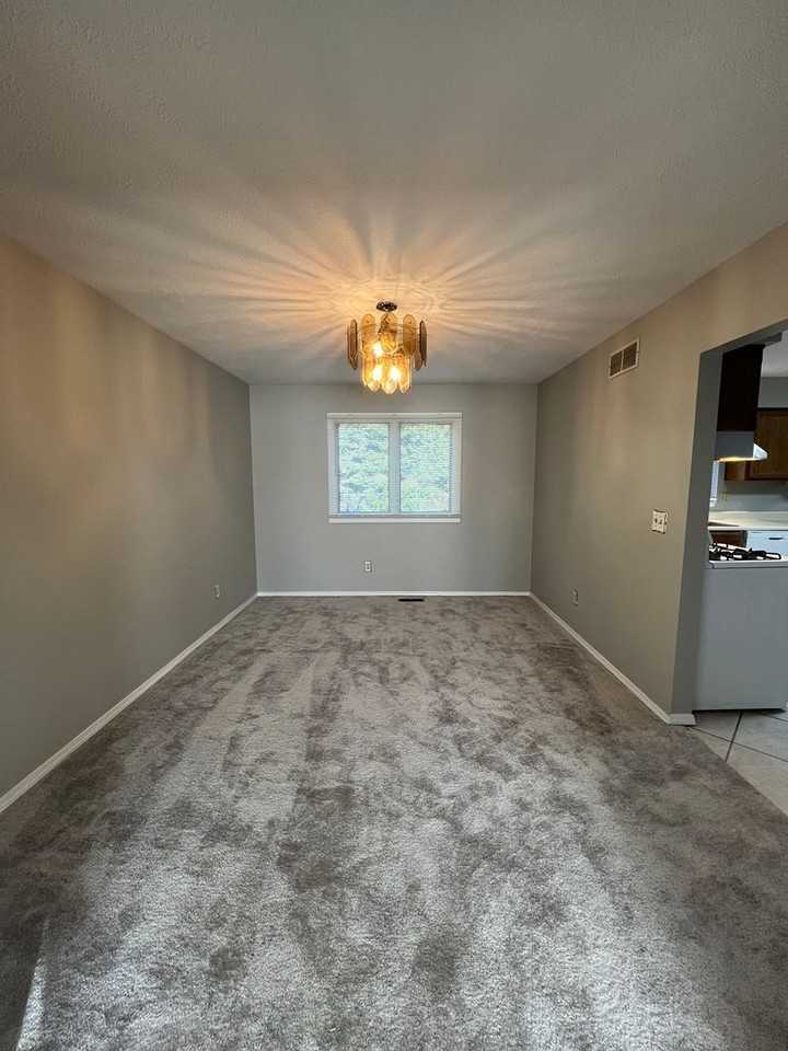 30 Chiswick Cir - Photo 7 of 22