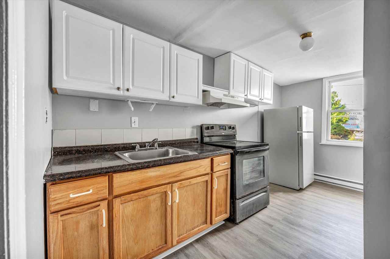 990-998 Pembroke St - Photo 2 of 16