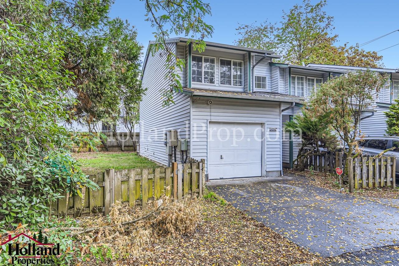 2621 Southeast 174th Avenue #C - Photo 2 of 29