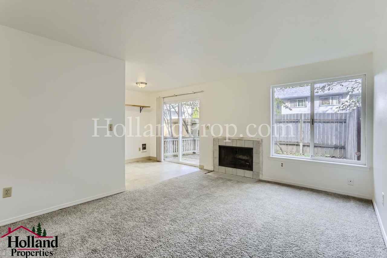 2621 Southeast 174th Avenue #C - Photo 7 of 29