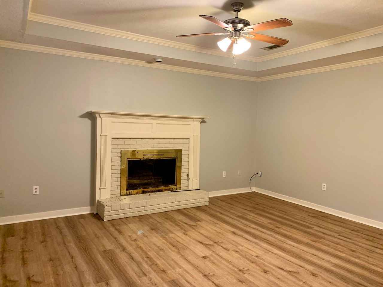 320 Trace Harbor Rd - Photo 7 of 9