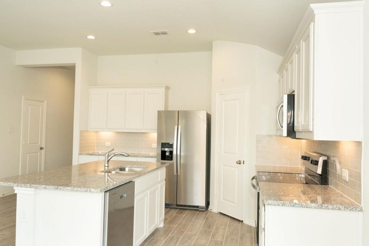928 King St - Photo 7 of 20