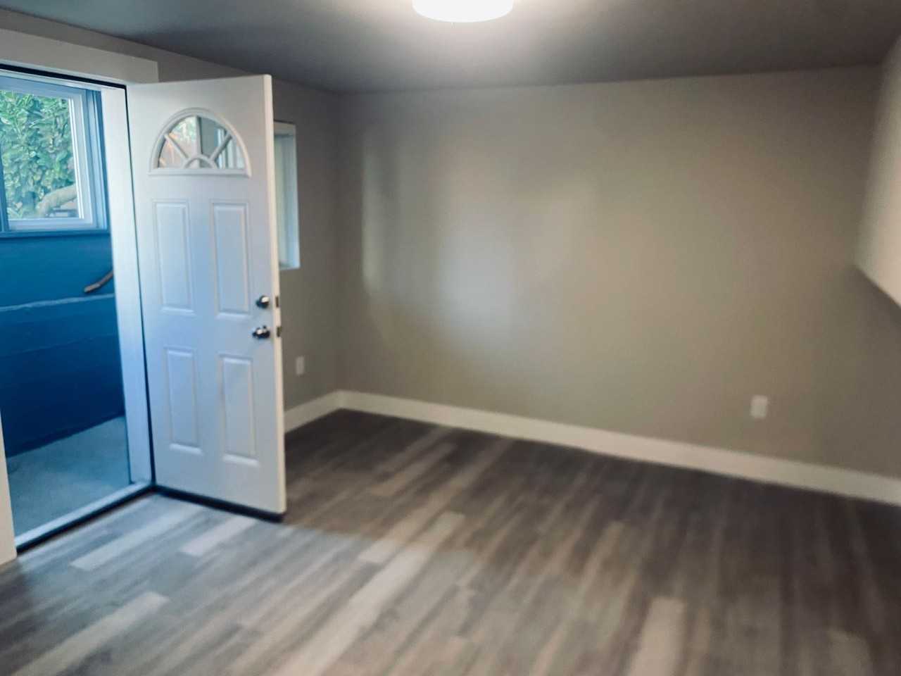 3405 Rockefeller Ave #C - Photo 3 of 15