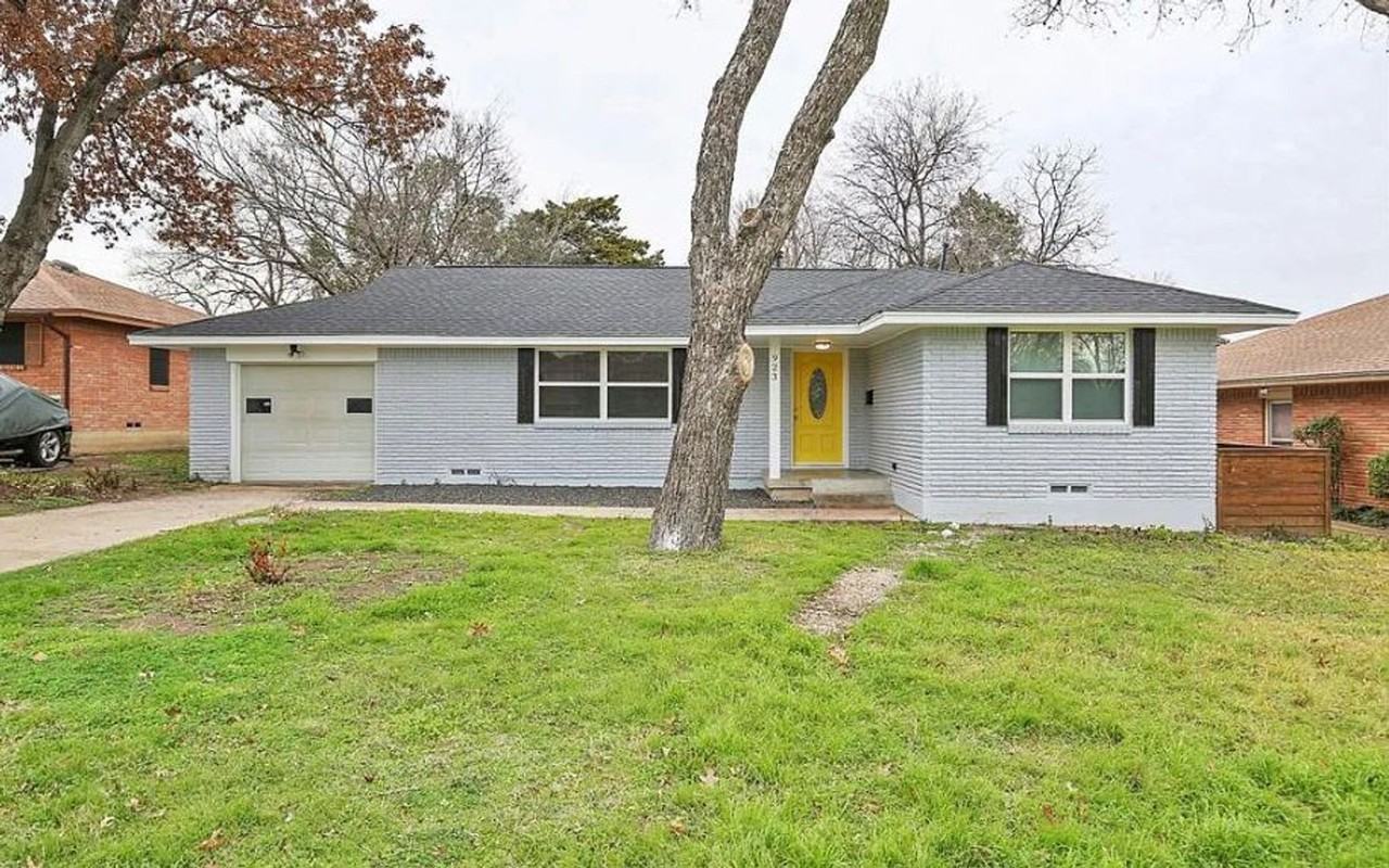 923 Green Castle Dr - Photo 2 of 28