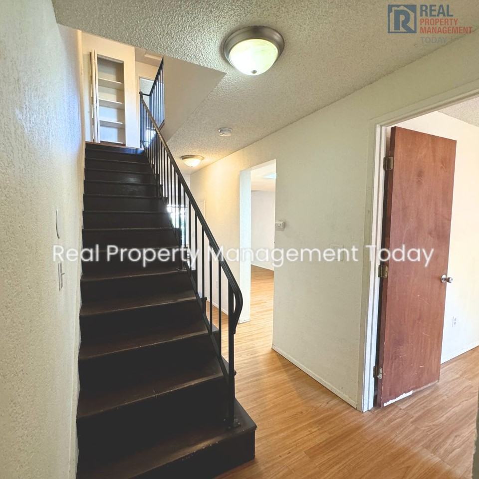 Tien Hong Duong Living Trust - Photo 2 of 16