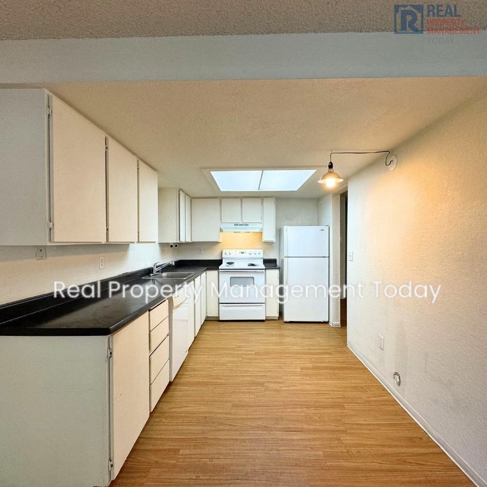 Tien Hong Duong Living Trust - Photo 3 of 16