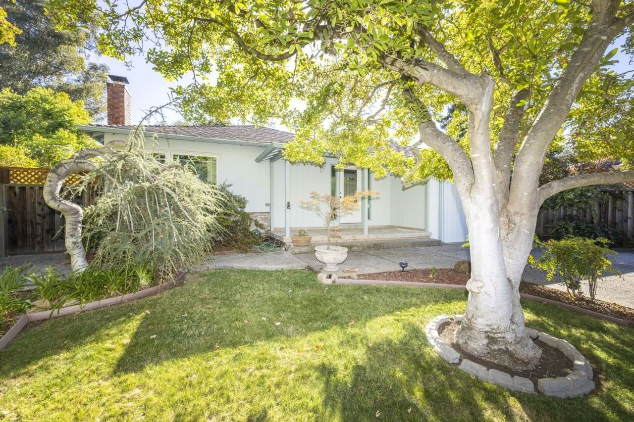 4181 Verdosa Dr - Photo 2 of 25