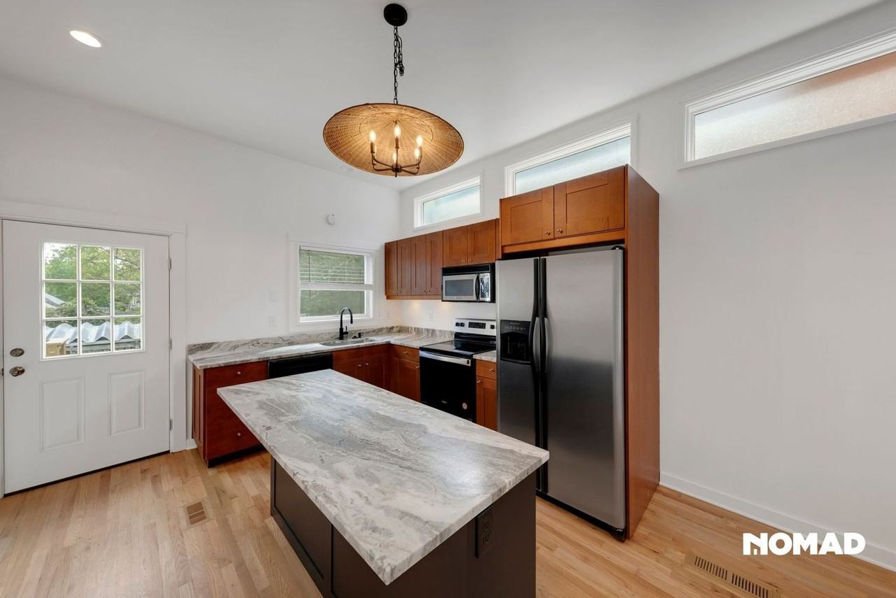 630 Headley Ave - Photo 5 of 20