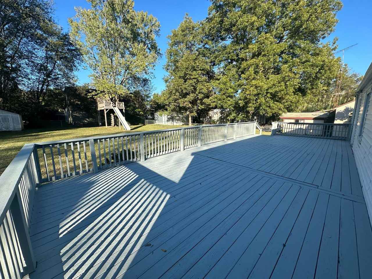 711 Meadowlane Dr - Photo 3 of 22