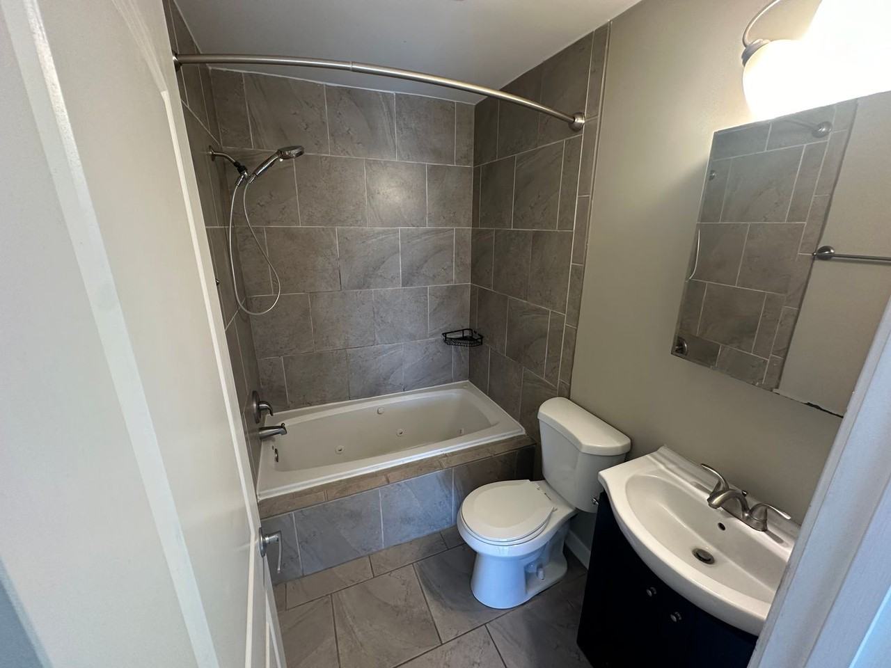 711 Meadowlane Dr - Photo 7 of 22