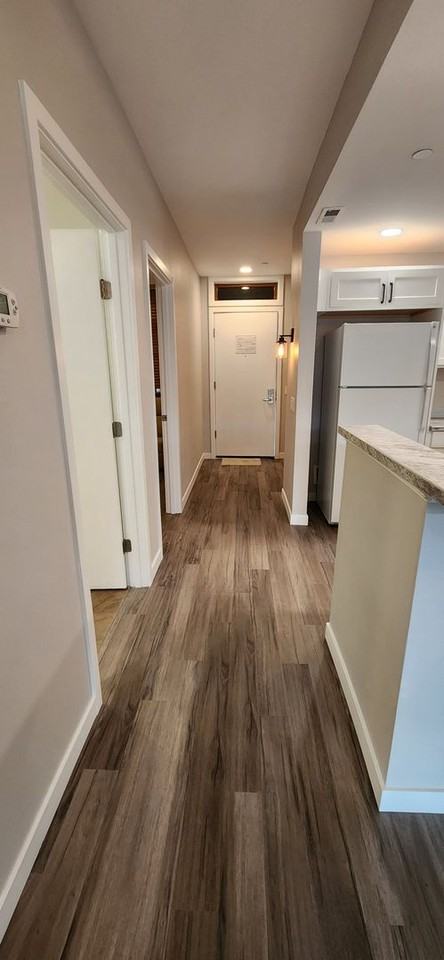 2220 W Woodin Ave #105 - Photo 6 of 13