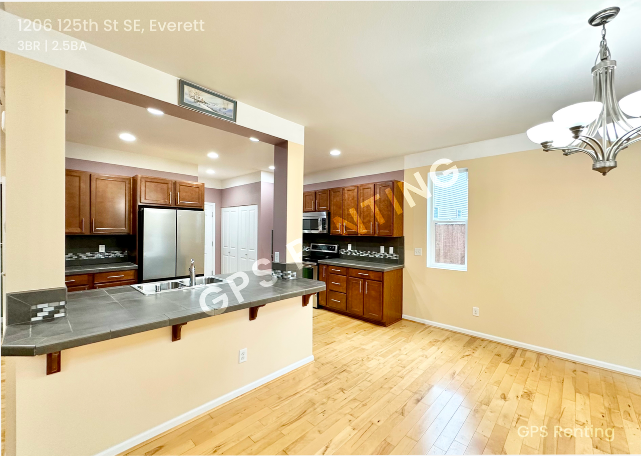 1206 125th St Se - Photo 2 of 24