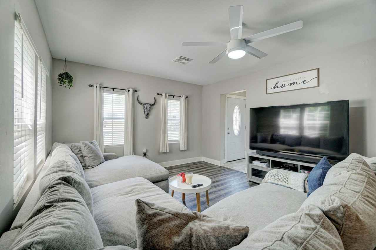 1710 Nw Dearborn Ave - Photo 7 of 45