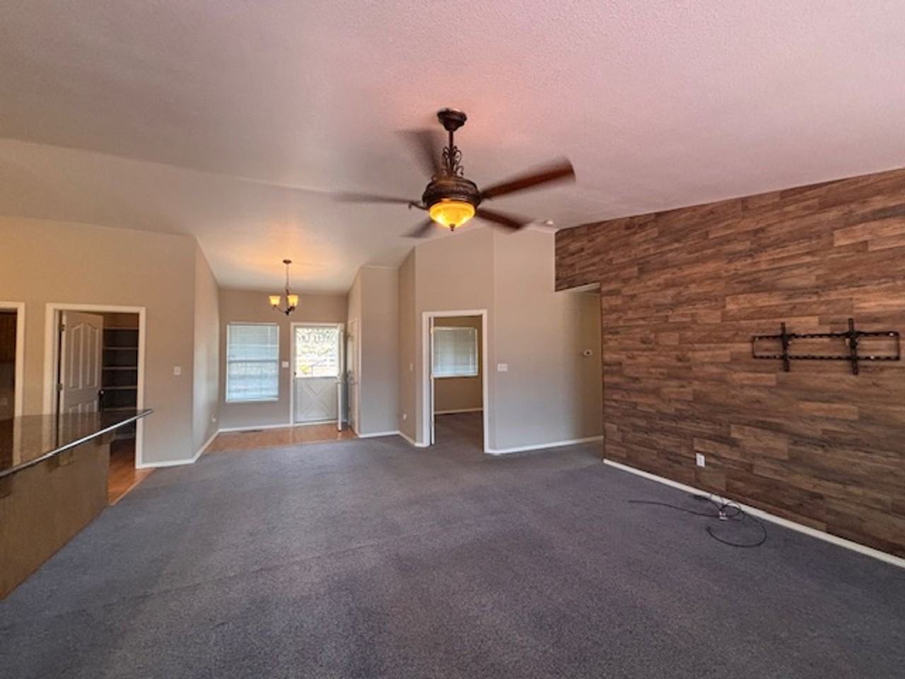 2832 Esaw St - Photo 5 of 23