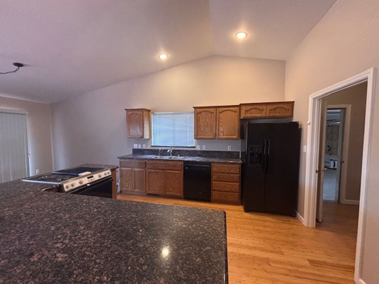 2832 Esaw St - Photo 6 of 23