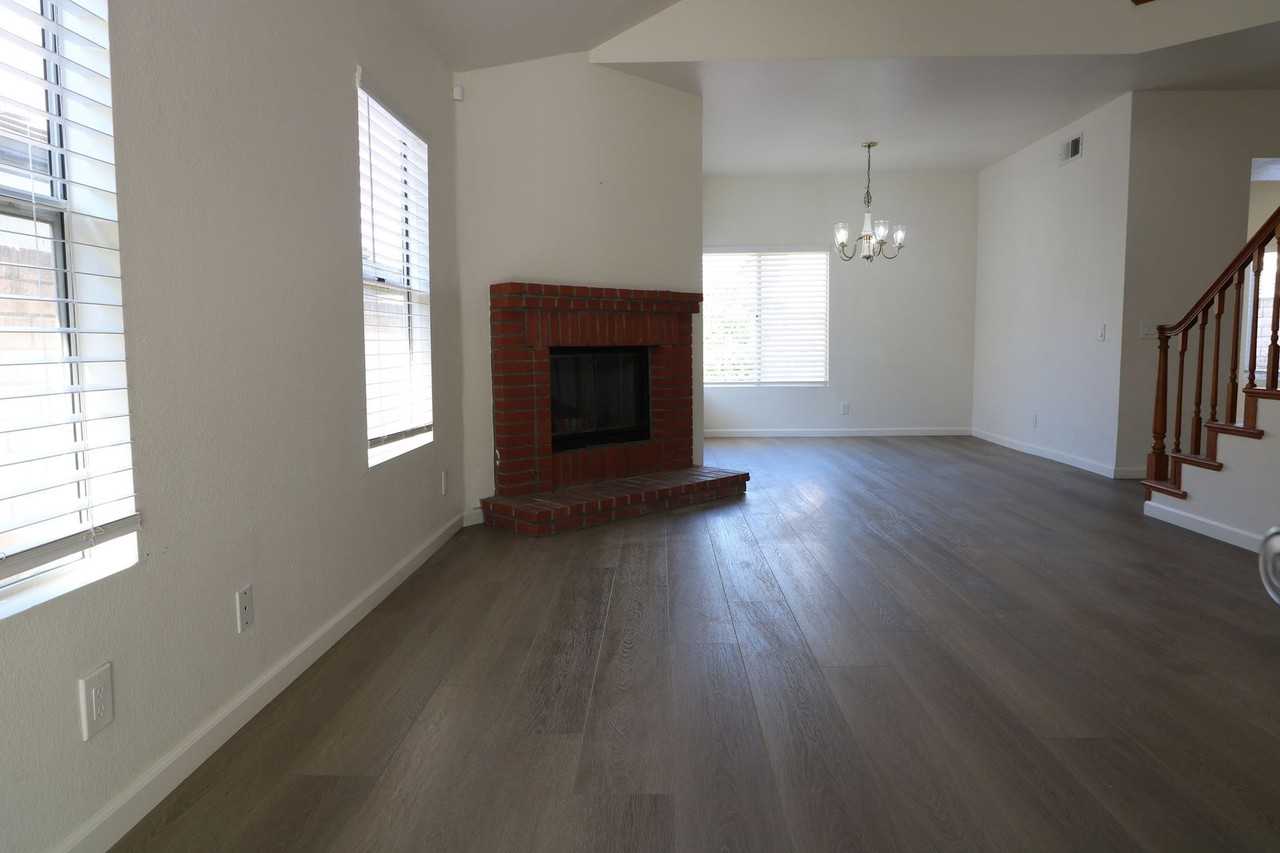 3091 Lamplighter St - Photo 4 of 31