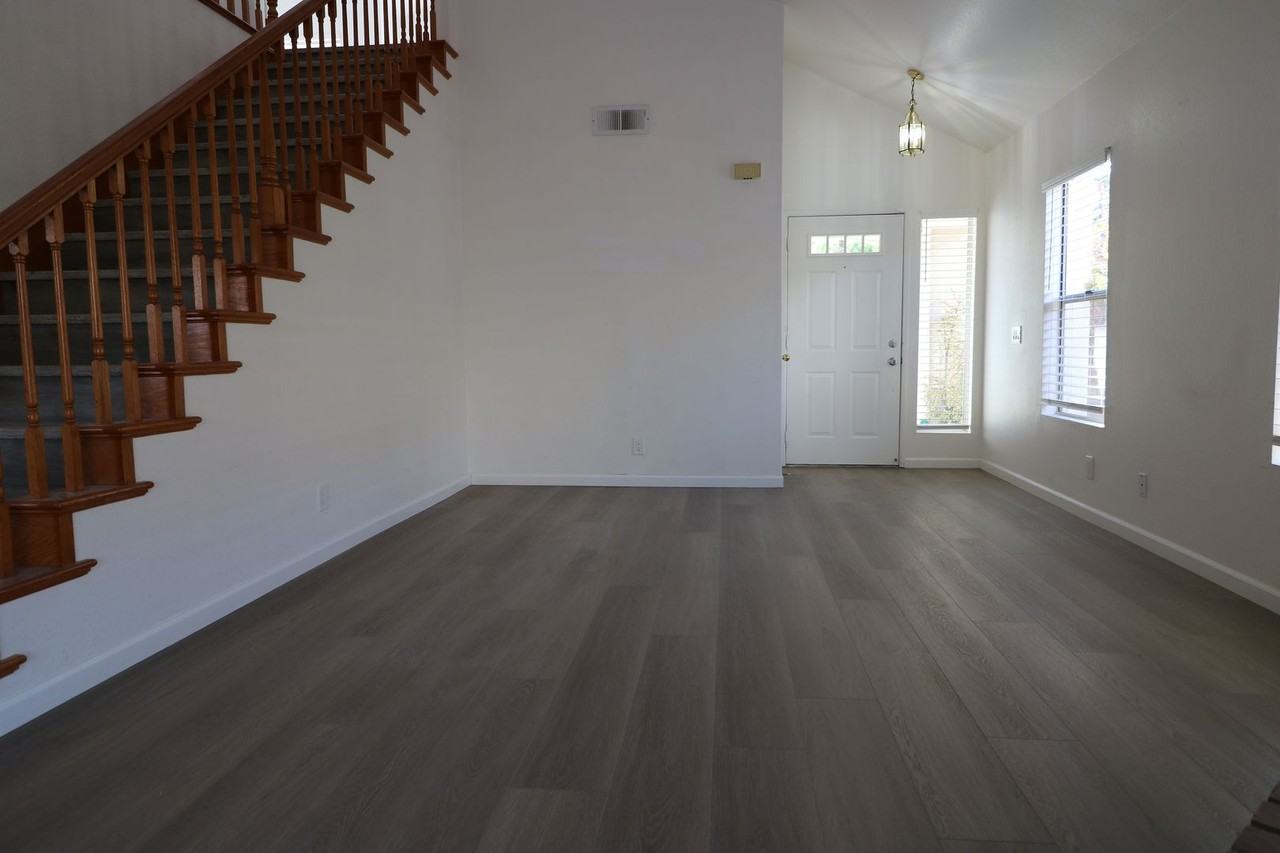 3091 Lamplighter St - Photo 5 of 31